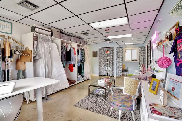 311 NE 44th St, Oakland Park, FL 33334