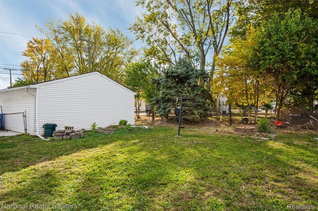 27321 Baldwin Avenue, Warren, MI 48092