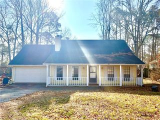1201 Dickens NW Road, Lilburn, GA 30047