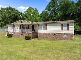 86 Mel Lane, Washington, NC 27889