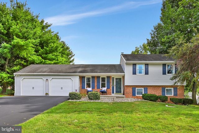 126 MEADOW VIEW LN, Bainbridge, PA 17502
