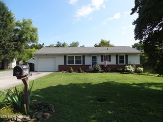 6221 Lilywood Lane, Knoxville, TN 37921