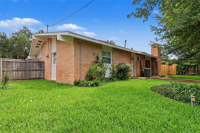807 Edgefield Drive, Richardson, TX 75080