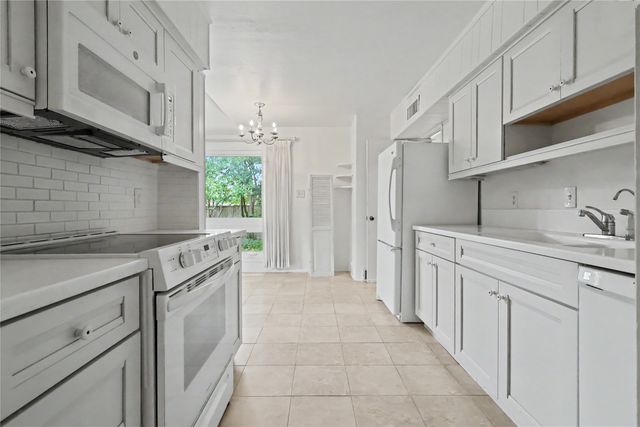 807 Edgefield Drive, Richardson, TX 75080
