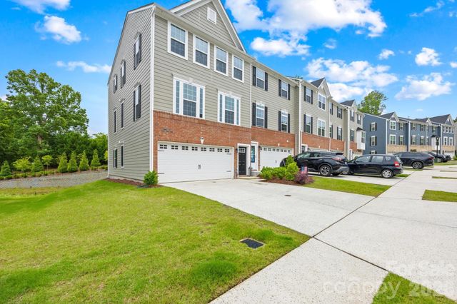 2139 Autumn Cyprus Avenue, Gastonia, NC 28054