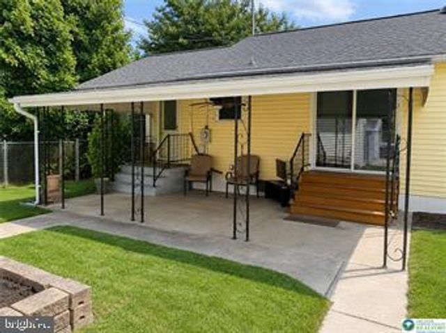 835 E MONTGOMERY ST, Allentown, PA 18103