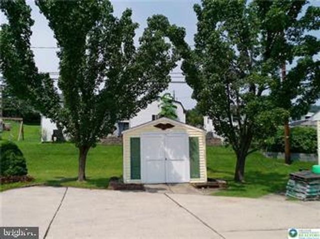 835 E MONTGOMERY ST, Allentown, PA 18103