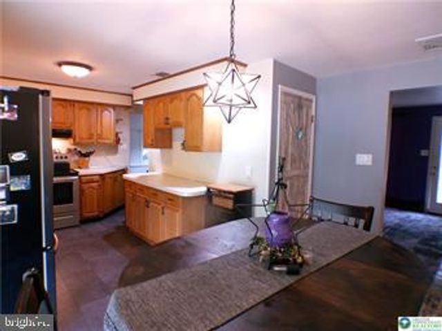 835 E MONTGOMERY ST, Allentown, PA 18103