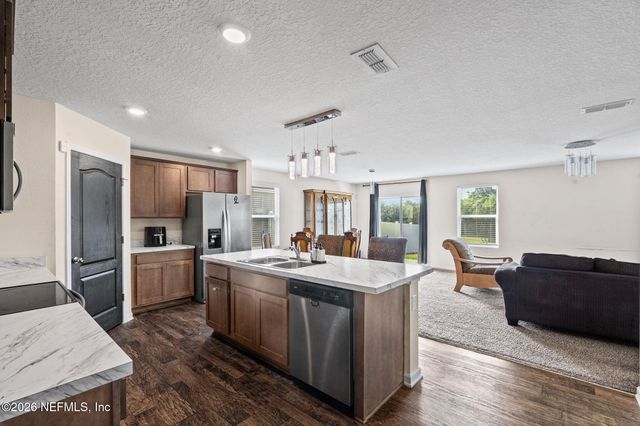 4398 WARM SPRINGS Way, Middleburg, FL 32068