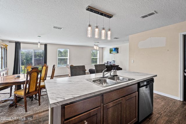 4398 WARM SPRINGS Way, Middleburg, FL 32068