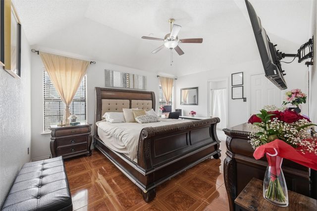 2400 Park Crest Court, Irving, TX 75060