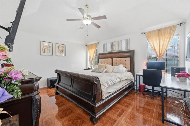 2400 Park Crest Court, Irving, TX 75060