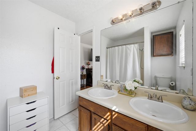 2400 Park Crest Court, Irving, TX 75060