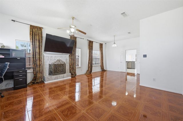 2400 Park Crest Court, Irving, TX 75060