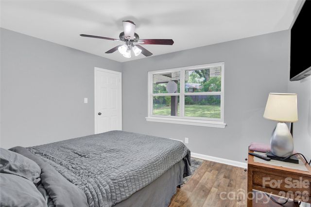 3300 Bonaire Drive, Charlotte, NC 28208