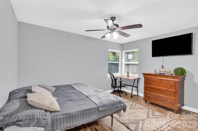 3300 Bonaire Drive, Charlotte, NC 28208
