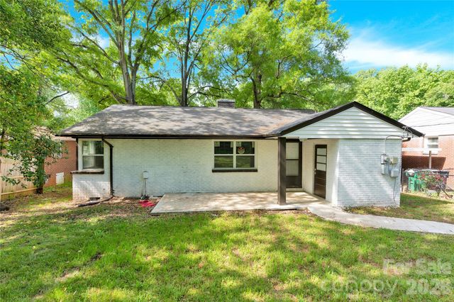 3300 Bonaire Drive, Charlotte, NC 28208
