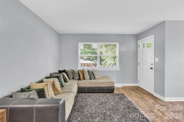 3300 Bonaire Drive, Charlotte, NC 28208