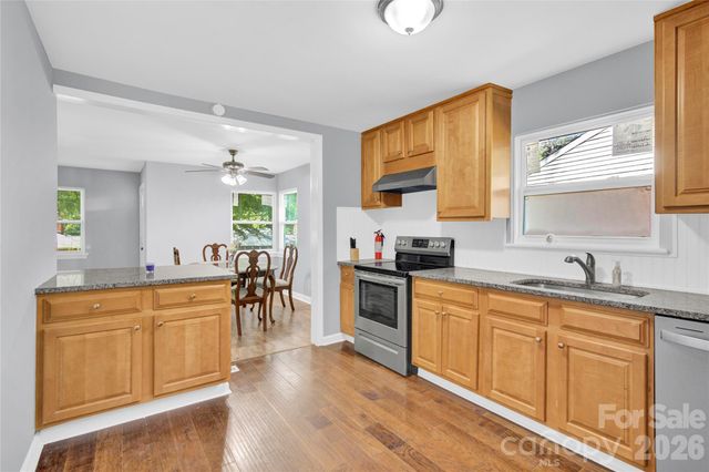 3300 Bonaire Drive, Charlotte, NC 28208