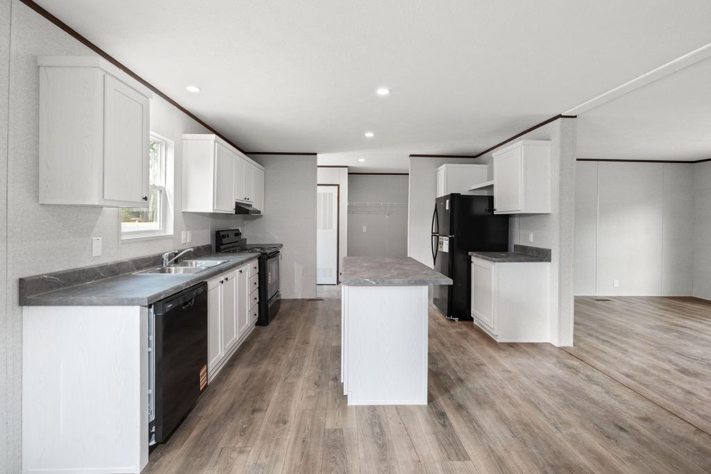 Image 11 of property listing at 120 Rambo Drive, Summerville, SC 29483