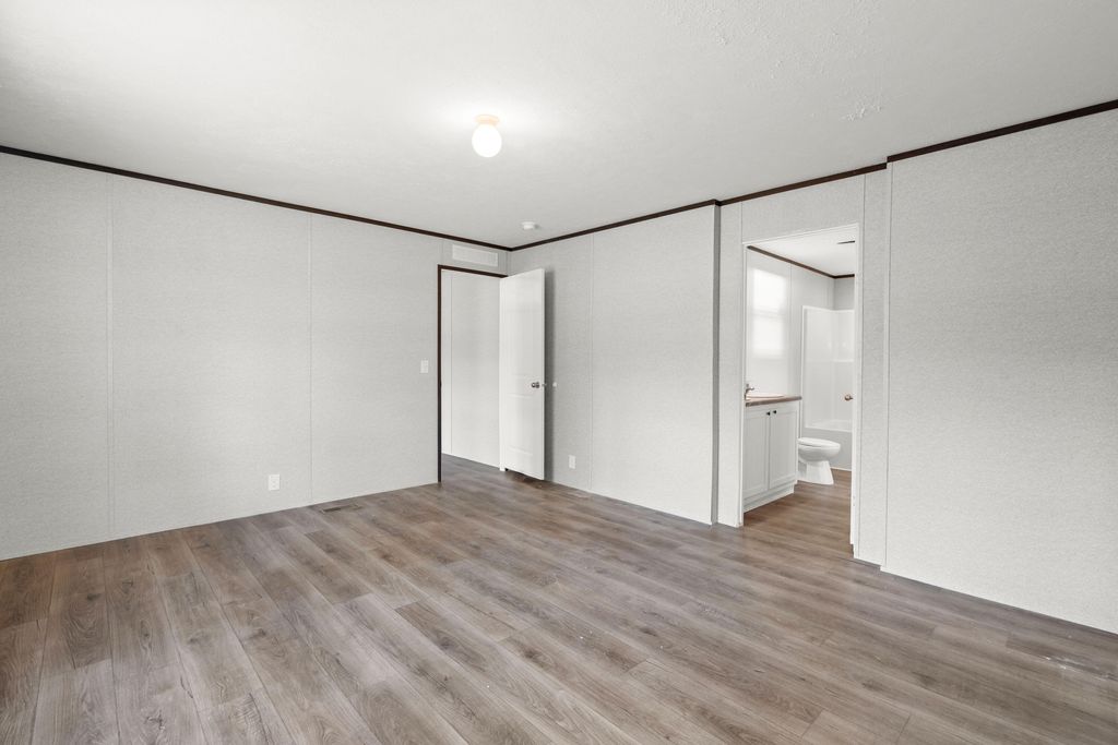 Image 20 of property listing at 120 Rambo Drive, Summerville, SC 29483