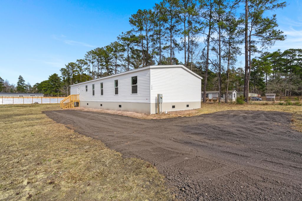 Image 30 of property listing at 120 Rambo Drive, Summerville, SC 29483