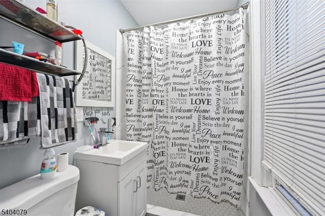 28 Monticello Ave, Newark City, NJ 07106