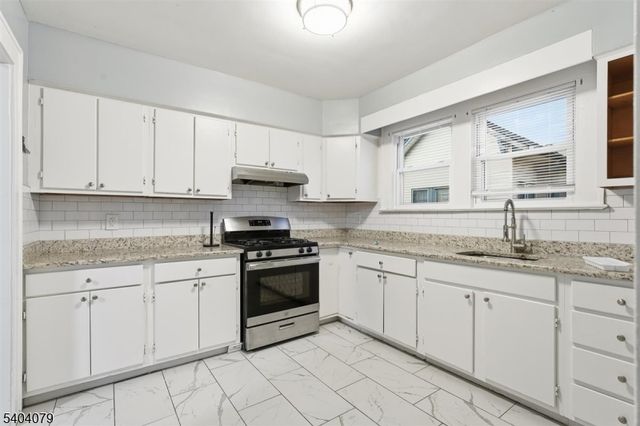 28 Monticello Ave, Newark City, NJ 07106