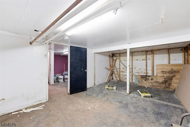 28 Monticello Ave, Newark City, NJ 07106