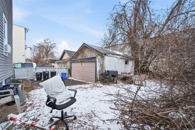 28 Monticello Ave, Newark City, NJ 07106