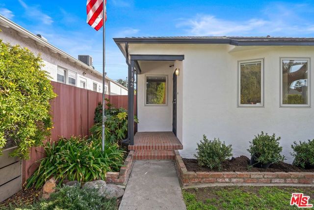 1142 Garfield Avenue, Venice, CA 90291