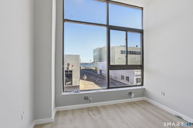 215 Bank Street 2, New London, CT 06320