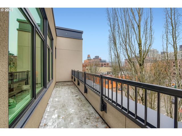 618 Nw 12TH Ave 404, Portland, OR 97209