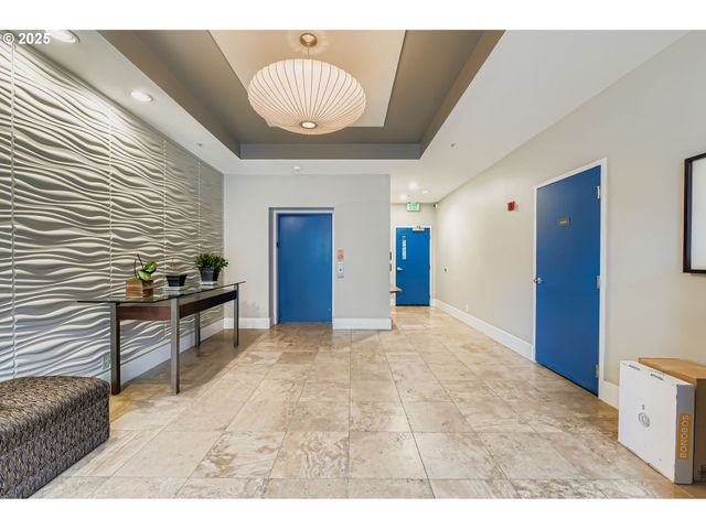 618 Nw 12TH Ave 404, Portland, OR 97209