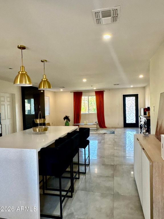 2502 E EDGEMONT Avenue, Phoenix, AZ 85008 — photo 5