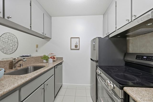 2235 Shelter Creek Lane, San Bruno, CA 94066