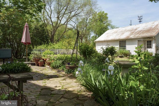 92 HALSEY REED ROAD, Cranbury, NJ 08512