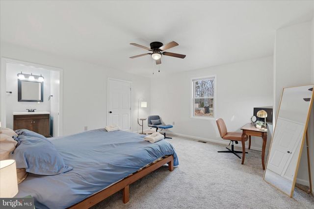 8258 SUPINLICK RIDGE RD, Basye, VA 22842