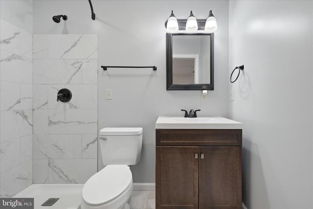 8258 SUPINLICK RIDGE RD, Basye, VA 22842