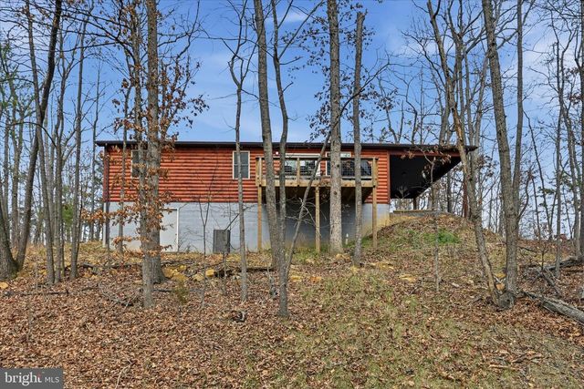 8258 SUPINLICK RIDGE RD, Basye, VA 22842