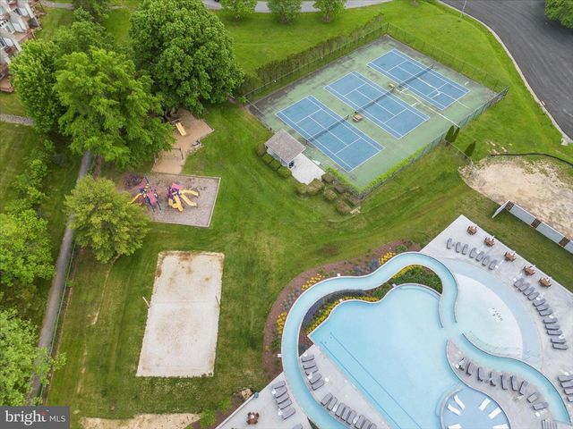 8258 SUPINLICK RIDGE RD, Basye, VA 22842