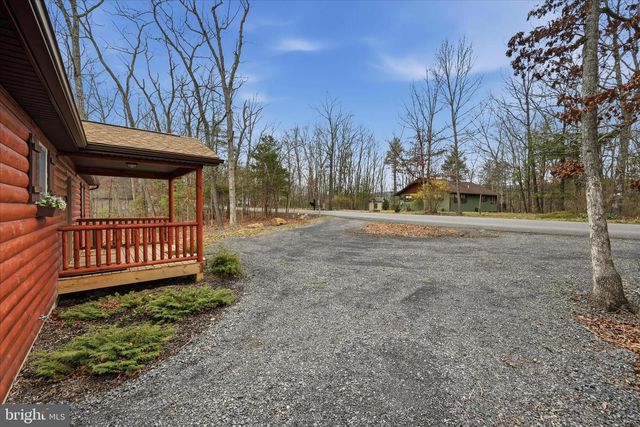 8258 SUPINLICK RIDGE RD, Basye, VA 22842