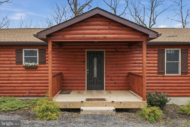 8258 SUPINLICK RIDGE RD, Basye, VA 22842