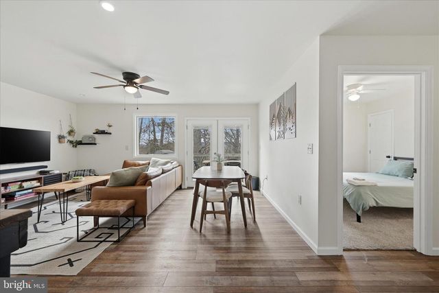 8258 SUPINLICK RIDGE RD, Basye, VA 22842