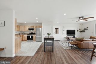 8258 SUPINLICK RIDGE RD, Basye, VA 22842