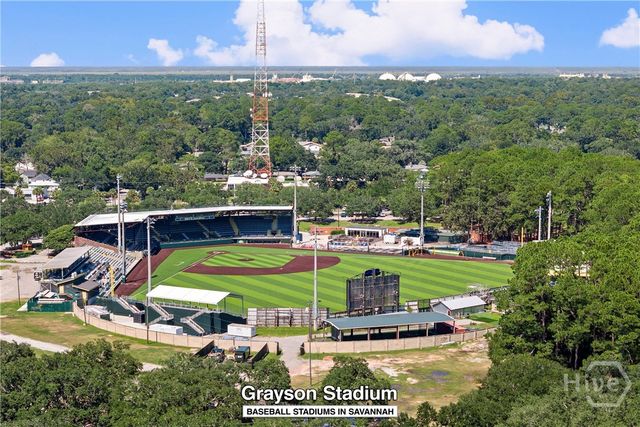 1318 E 51st Street, Savannah, GA 31404