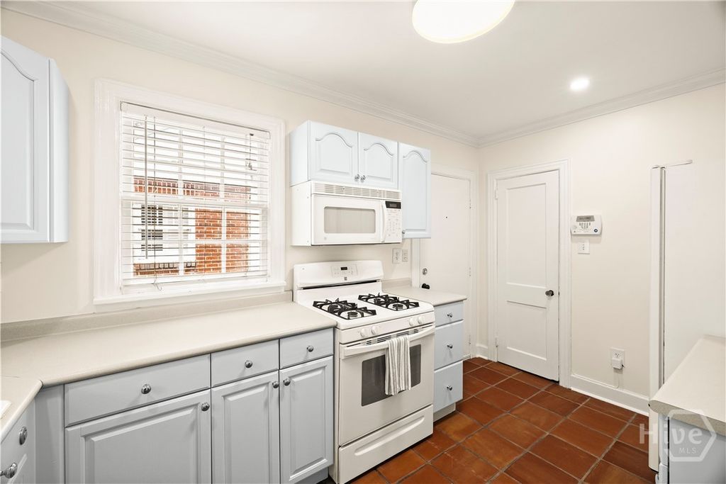 Image 12 of property listing at 1318 E 51st Street, Savannah, GA 31404