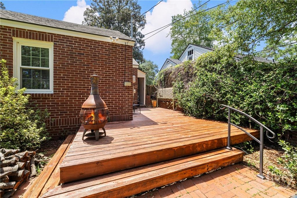 Image 22 of property listing at 1318 E 51st Street, Savannah, GA 31404