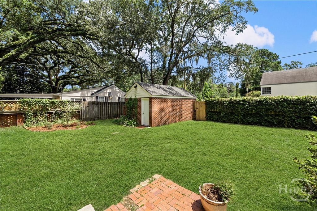 Image 24 of property listing at 1318 E 51st Street, Savannah, GA 31404