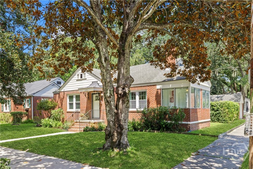 Image 33 of property listing at 1318 E 51st Street, Savannah, GA 31404